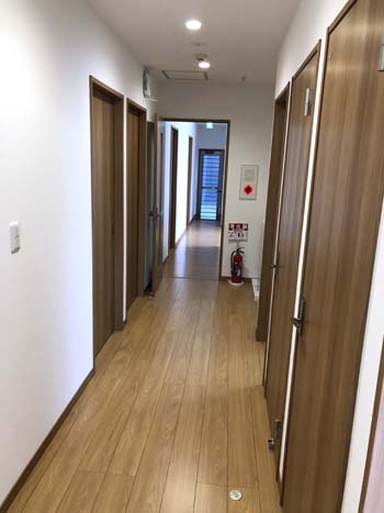 １F　廊下